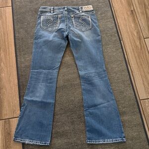 Silver Jeans Women's Boot Cut in Classic Blue